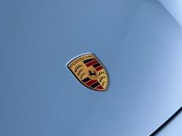 Porsche Taycan LV71XCL