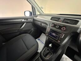 Volkswagen Caddy Maxi Life EY20XLT