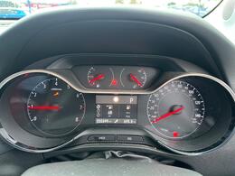 Vauxhall Crossland WP72GGZ