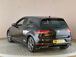 Volkswagen Golf KR19NVV