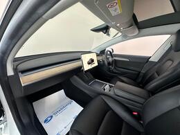 Tesla Model 3 AF72VNT