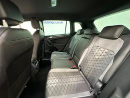 Volkswagen Tiguan RJ23FGX