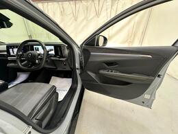Renault Megane E-Tech YD73AFJ