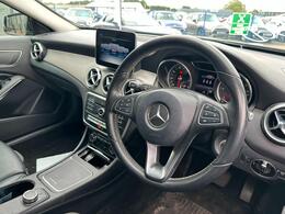 Mercedes-Benz GLA KS67NKN