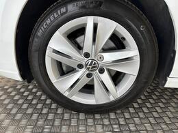 Volkswagen Golf AE73YPM