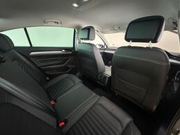 Volkswagen Passat YE70PYB