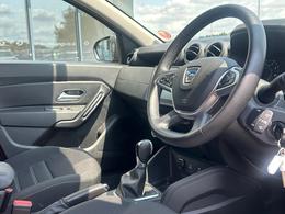 Dacia Duster AE22WHM