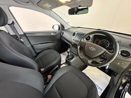 Hyundai i10 GK69HTZ