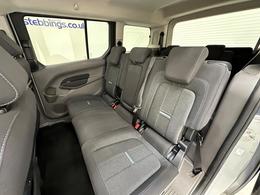 Ford Grand Tourneo Connect CN22PDZ