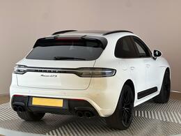 Porsche Macan AP24DWK