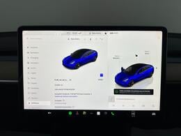 Tesla Model 3 AF72UXZ