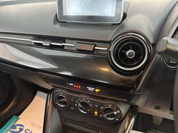 Mazda Mazda2 AV17RWZ