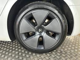 Tesla Model 3 AF72VVZ