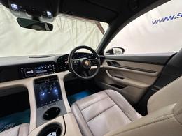 Porsche Taycan YM21OFZ