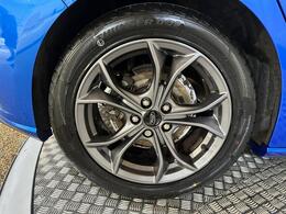 Ford Focus WJ68UUT