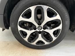 Renault Captur EK69YKP