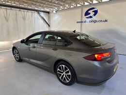 Vauxhall Insignia FM19DVL