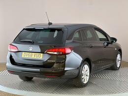 Vauxhall Astra DV68VUO