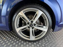 Audi TT SR15EYT
