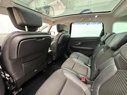 Renault Grand Scenic KP68HVB