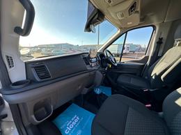 Ford Transit YT69WZE