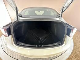 Tesla Model 3 AF72VKR