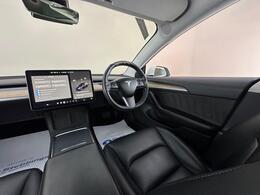 Tesla Model 3 AF72VLV