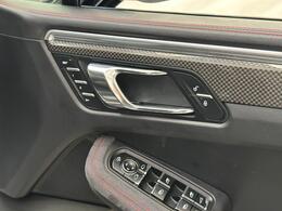 Porsche Macan WM66DZS