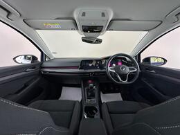 Volkswagen Golf VE22WDV