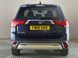 Mitsubishi Outlander FM19SHX