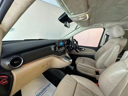 Mercedes-Benz V Class LP72GYC