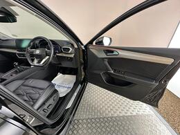 SEAT Leon SJ21VNO