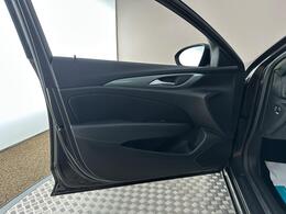 Vauxhall Insignia VO71HPL