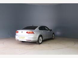 Volkswagen Passat AD19KLE