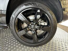 Land Rover Defender 90 GX74TZE