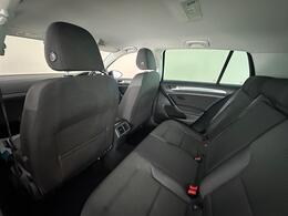 Volkswagen Golf VE69NKS