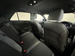Volkswagen T-Roc VO69HNL
