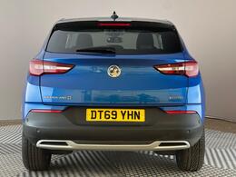 Vauxhall Grandland X DT69YHN