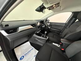 Renault Captur YE71OBN