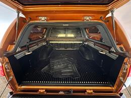 Nissan Navara BK70YHX