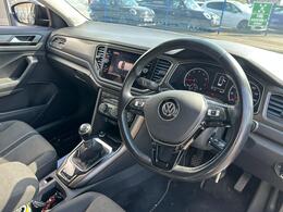 Volkswagen T-Roc EJ68ZNP