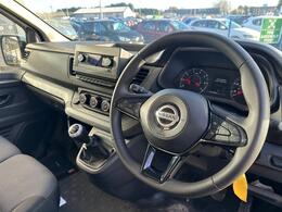 Nissan Primastar SL72YOM