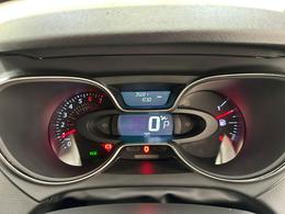 Renault Captur EK69YKP