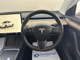 Tesla Model 3 AF72UVC