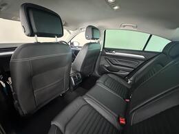 Volkswagen Passat YE70PYB