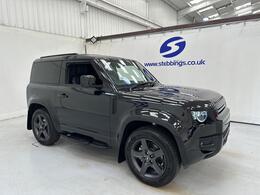 Land Rover Defender 90 HK25JCO