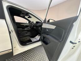 Peugeot 5008 DL23VUJ