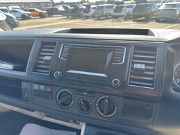Volkswagen Transporter YW68XFL