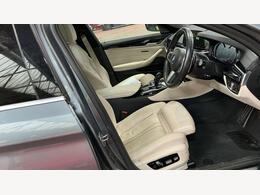 BMW 5 Series YK18JUW