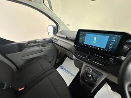 Ford Tourneo Custom EN24DDE